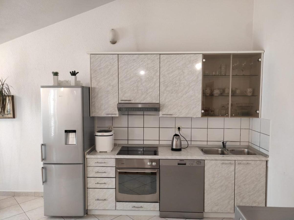 Apartman Sara Baška Voda Exteriér fotografie